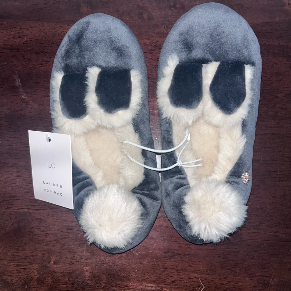 LC Lauren Conrad Gray and Cream Slippers